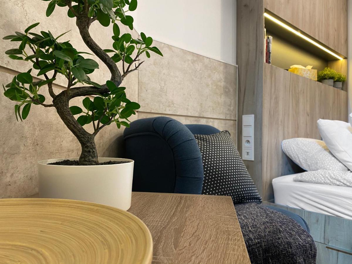 Beautiful For Couples With Air Conditioning - Old Town & Main Station Apartment Krakow
